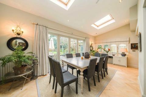15 Abbotswood Road, London, SW16 1AJ
