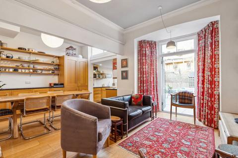 4 bedroom terraced house for sale, Nimrod Road, London SW16