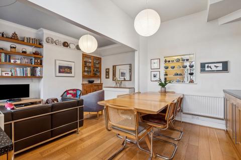 4 bedroom terraced house for sale, Nimrod Road, London SW16