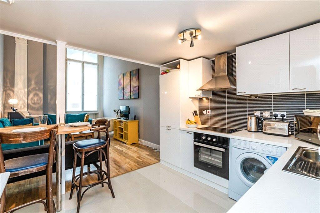 Apartment in Southampton, St Mary's - View 4