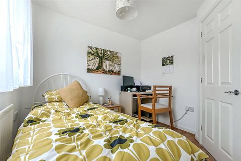 12 Columbine Way, Littlehampton, BN17 6UX