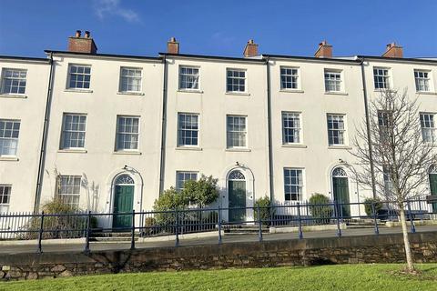 4 bedroom townhouse for sale, Gwel Nans Tregeworra, Truro