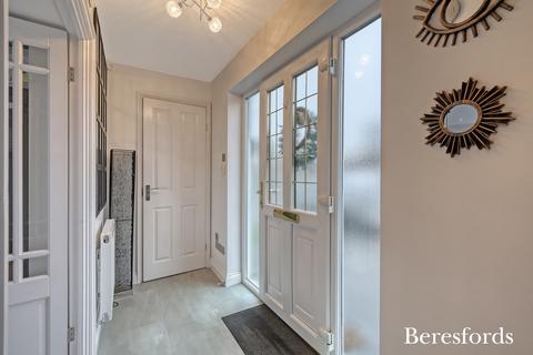 1 Barrington Close, Basildon, SS14 3PJ