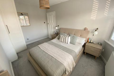 3 bedroom semi-detached house for sale, Shirley Avenue, York, YO26