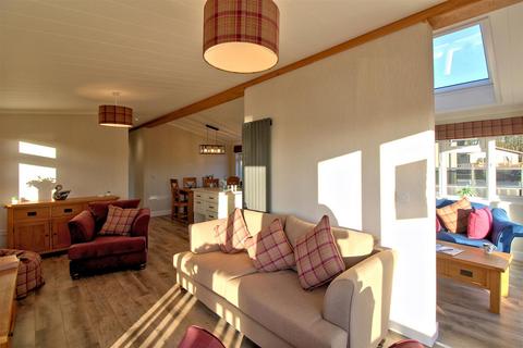 3 bedroom chalet for sale, South Beach Road, Searles Leisure Resort, Hunstanton