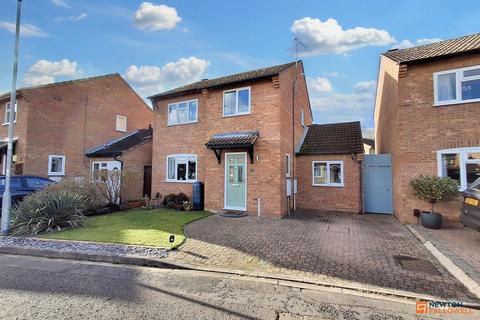 3 bedroom detached house for sale, Livermore Green, Werrington, Peterborough, PE4