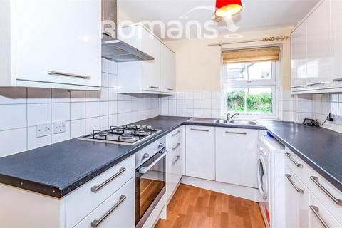 1 bedroom maisonette to rent, Wyatt Road, Staines-upon-Thames, Spelthorne, TW18