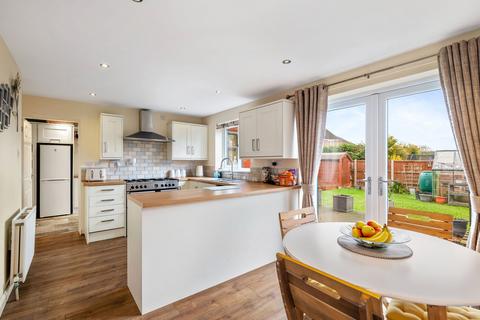 5 bedroom detached house for sale, Montaigne Garden, Lincoln LN2