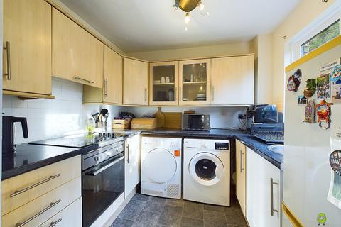Flat 5, Belvedere Court Laymarsh Close, Belvedere, DA17 5QX