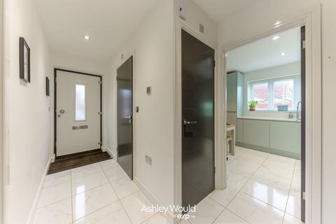 4a Clay Drive, Quinton, Birmingham, B32 1BE