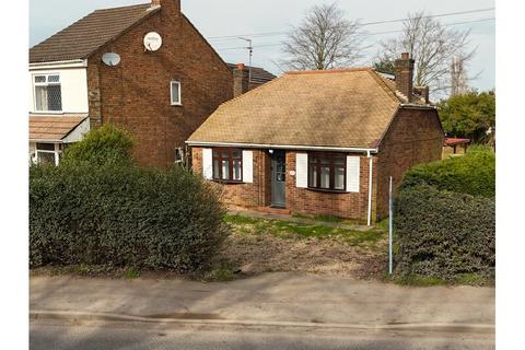 4 bedroom bungalow for sale, Peterborough Road, Whittlesey PE7
