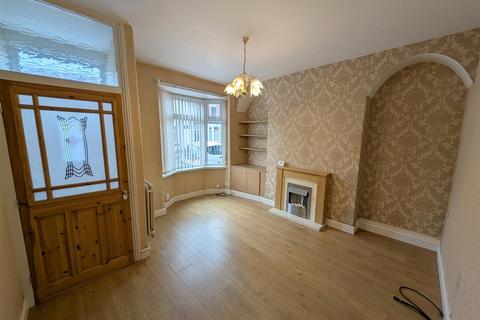 2 bedroom terraced house to rent, Sedgwick Street, Darlington