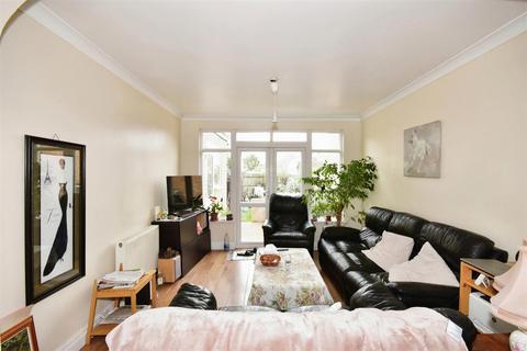 3 bedroom end of terrace house for sale, Middleton Avenue, Chingford E4