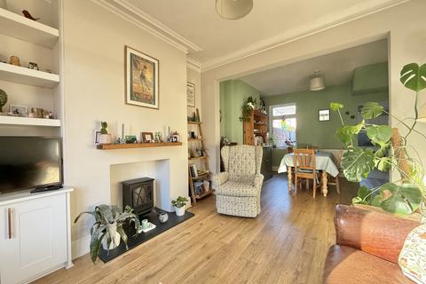16 Nelson Road, Exeter, EX4 1BG