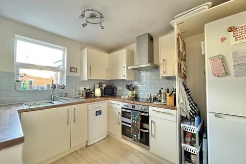 16 Nelson Road, Exeter, EX4 1BG