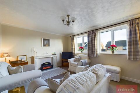 2 bedroom flat for sale, Scholes Park Road, Scarborough