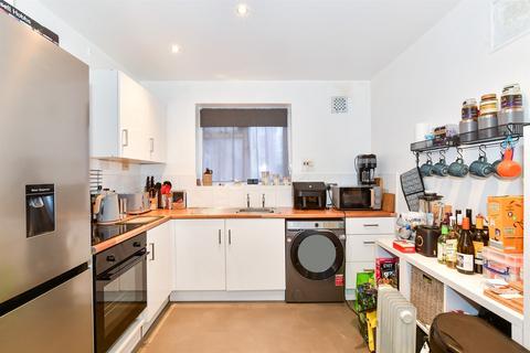 1 bedroom ground floor flat for sale, Park Avenue, Maidstone, Kent