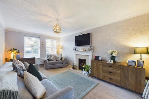 6 Deal Crescent, Worcester, WR4 0LJ