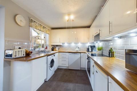 6 Deal Crescent, Worcester, WR4 0LJ
