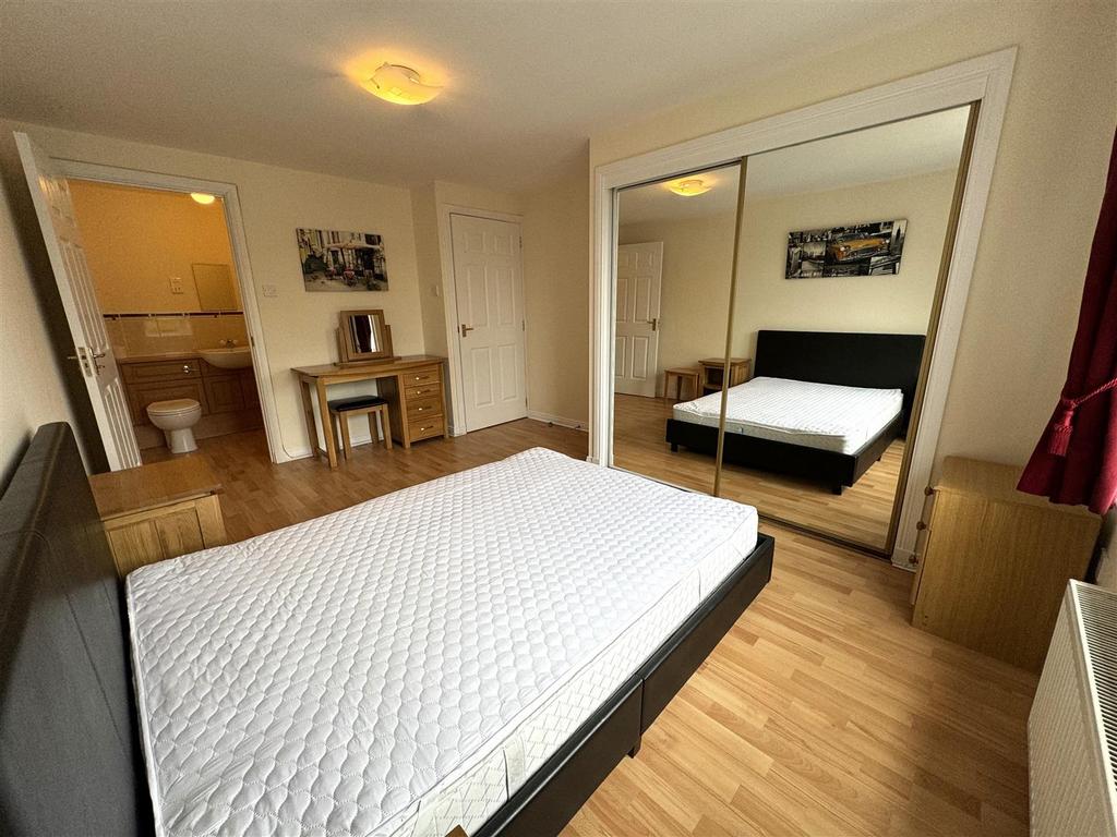 Bedroom 2.1.jpg
