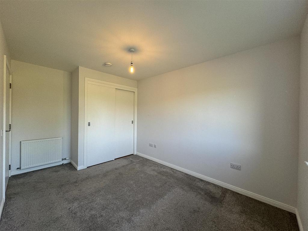 Bedroom 2.2.jpg