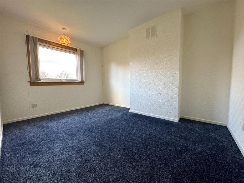 Bedroom 3.jpg