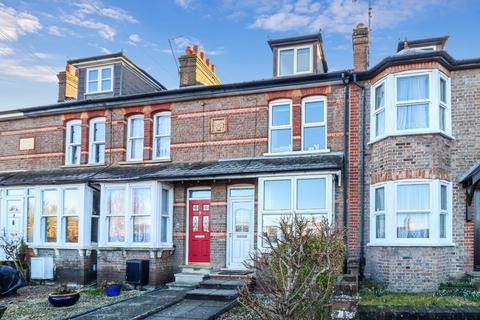 3 bedroom terraced house for sale, Gladstone Road, Chesham, HP5