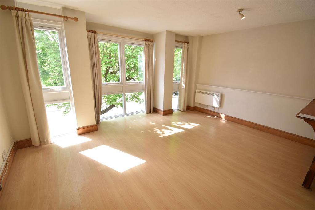 Dsc 1900.jpg