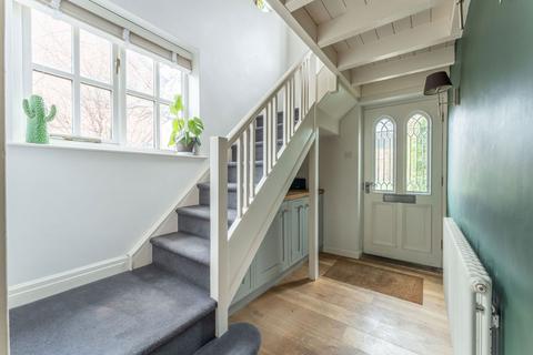 Willow Cottage Beckside, Barmby Moor, York, YO42 4HA