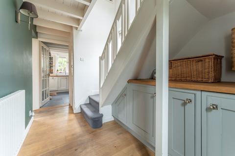 Willow Cottage Beckside, Barmby Moor, York, YO42 4HA