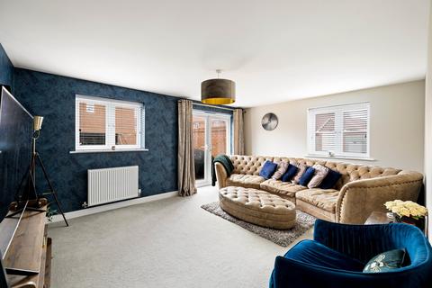 2 Barley Drive, Whitfield, Dover, CT16 3GR