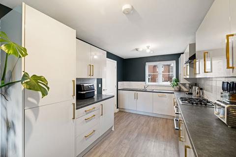 2 Barley Drive, Whitfield, Dover, CT16 3GR