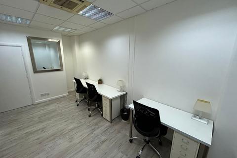 Office to rent, 27 Redan Place, LONDON W2