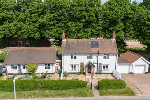 Shotley Cottage Main Road, Shotley Gate, Ipswich, IP9 1PS