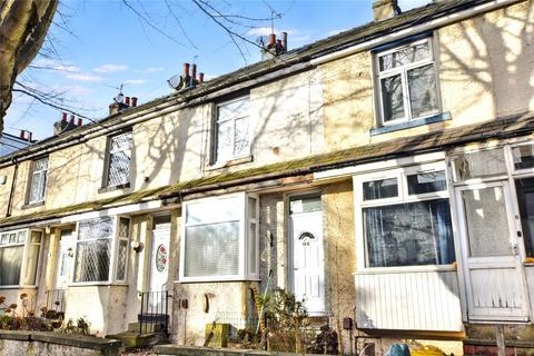 4 bedroom terraced house for sale, Woodlands Grove, Stanningley, Pudsey, West Yorkshire