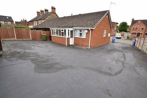 3 bedroom bungalow for sale, Shrewsbury Road, Market Drayton TF9