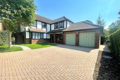 5 bedroom detached house for sale, Pringle Way, Little Stukeley, Huntingdon, PE28