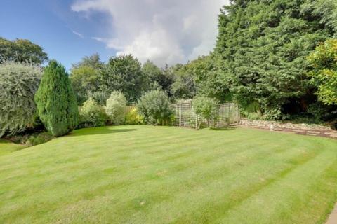 15 Fernbrook Road, Caversham, Reading, RG4 7HG