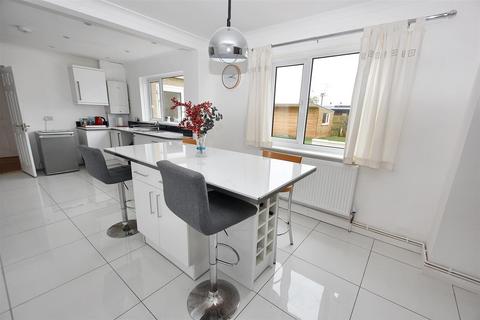 4 bedroom detached house for sale, Tehidy Gardens, Camborne