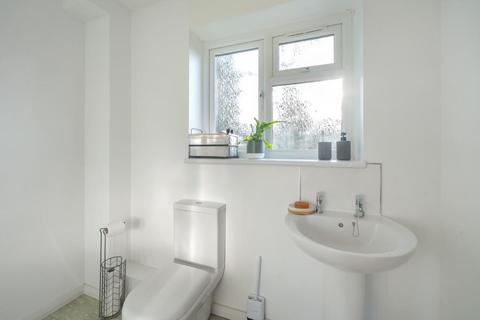 19 Admirals Close, Hereford, HR1 1BU