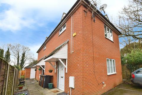 2 bedroom maisonette for sale, Nightingale Court, Adelaide Drive, Colchester, Essex, CO2