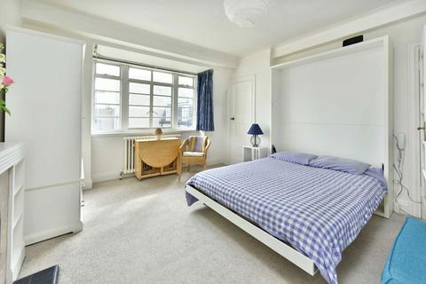 Studio to rent, Tavistock Square, London WC1H