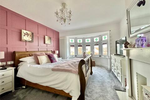 38 Broad Road, Eastbourne, BN20 9QU