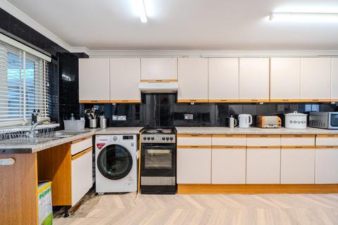 109 Channel View, Bulwark, Chepstow, NP16 5AJ