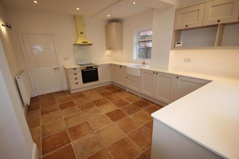 3 bedroom semi-detached house to rent, Bell Lane, Barton-under-Needwood DE13