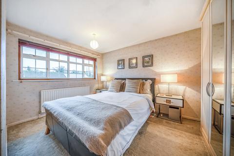 3 Arne Grove, Orpington, BR6 9TT