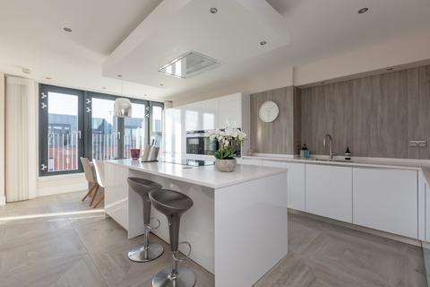 Flat 16, 18 Fettes Rise, Edinburgh, EH4 1QH