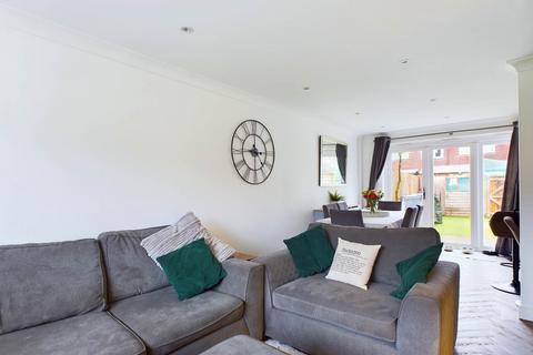 3 bedroom terraced house for sale, Bristow Court, Marlow SL7