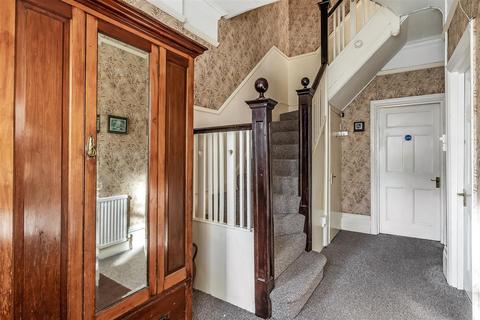 136 Grove Road, Sutton, SM1 2DF