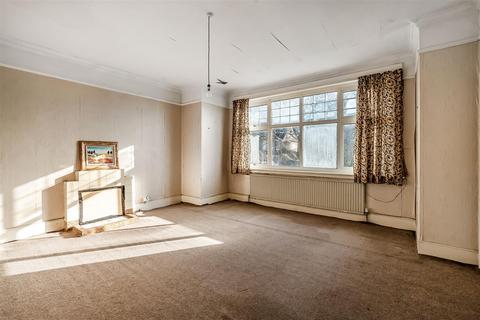 136 Grove Road, Sutton, SM1 2DF